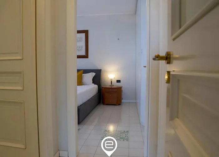 Charming Seaview Apartment