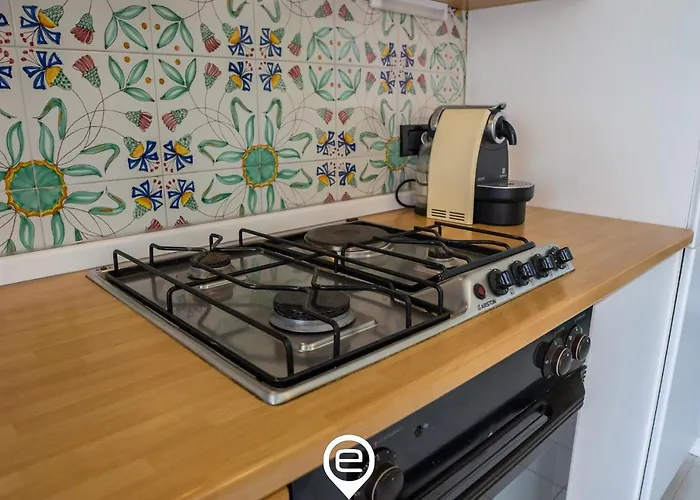 Charming Seaview Apartment Alghero